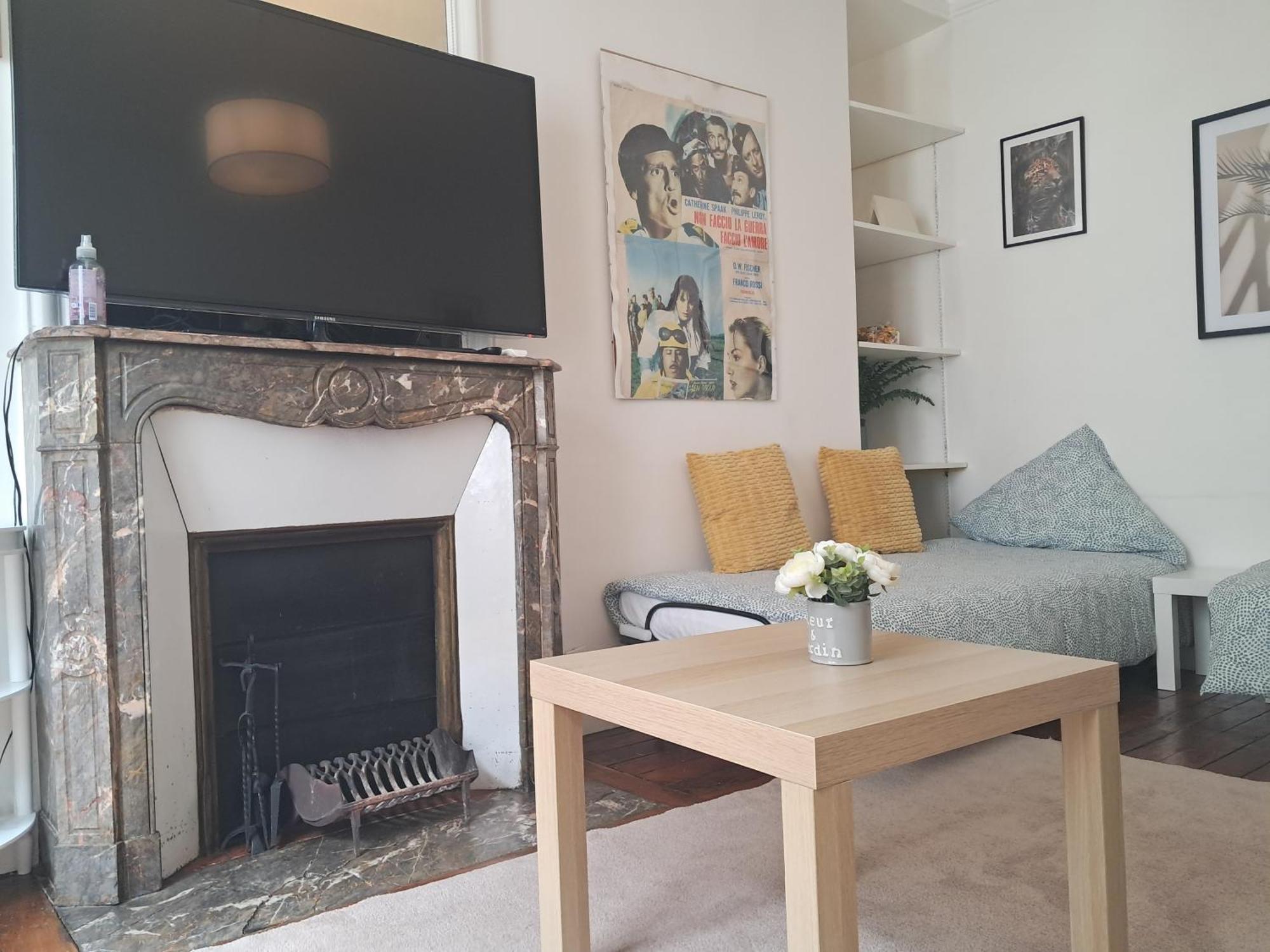 Apartment 5 Personnes People Max Paris
